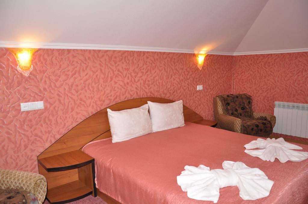 Focus Hotel Hust Cameră foto