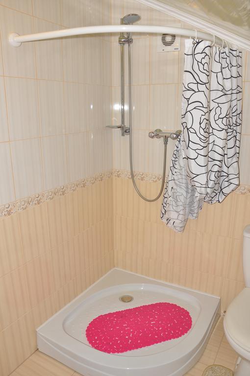 Focus Hotel Hust Cameră foto