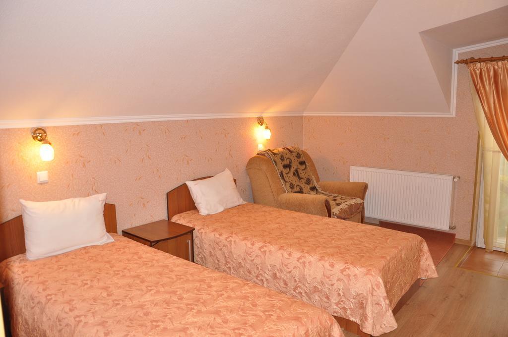 Focus Hotel Hust Cameră foto